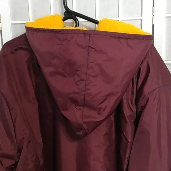 CAS Competitive Aquatic Supply Maroon Swim Parka w/ Hood Faux Fur Lined XL